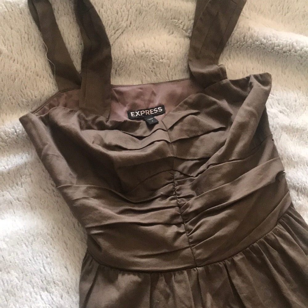 EXPRESS MID LENGTH DRESS SIZE 2